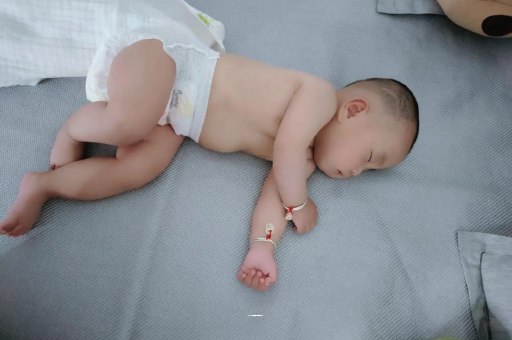 祁东孕妇显怀早的原因
